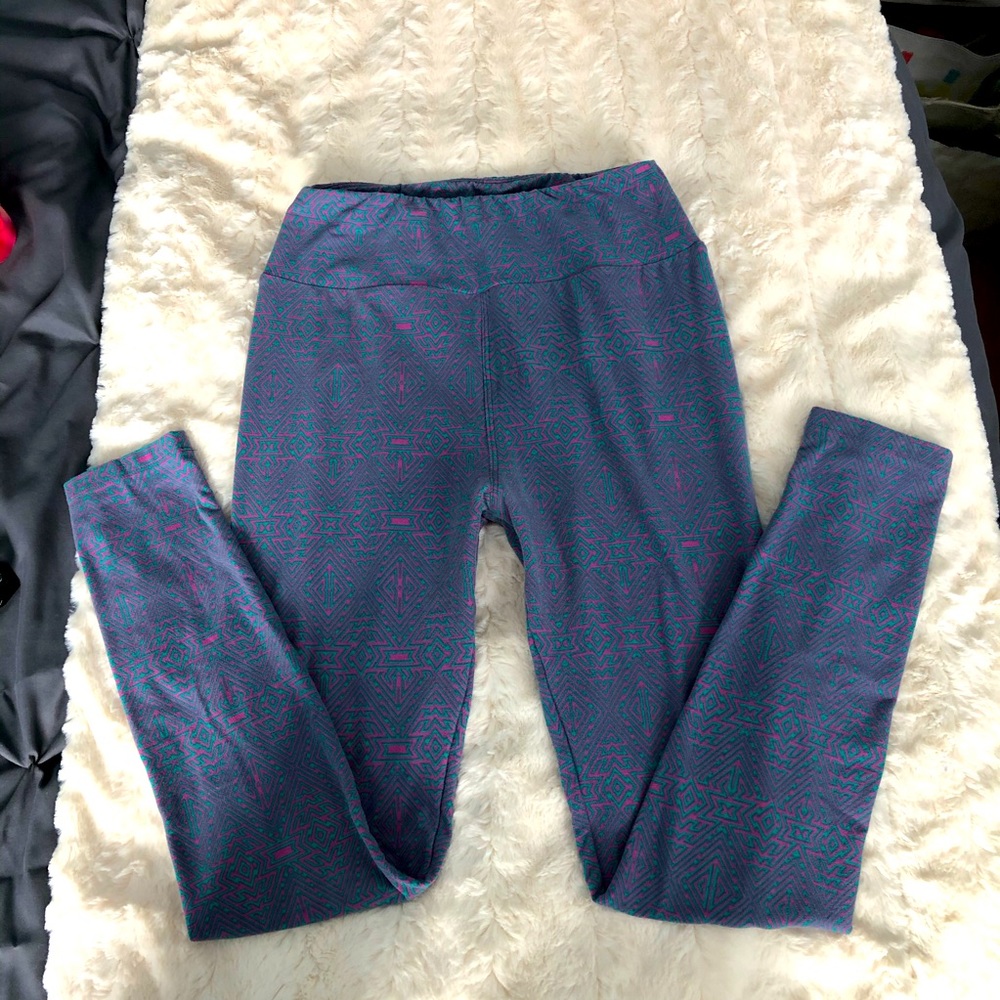 Lula Roe Buttery Soft Leggings